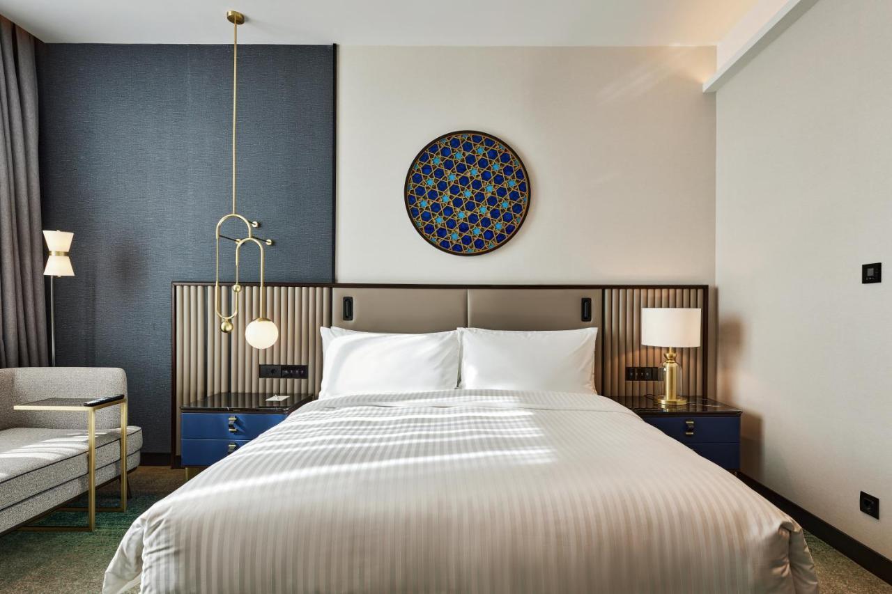 Intercontinental Tashkent By Ihg Hotel ภายนอก รูปภาพ