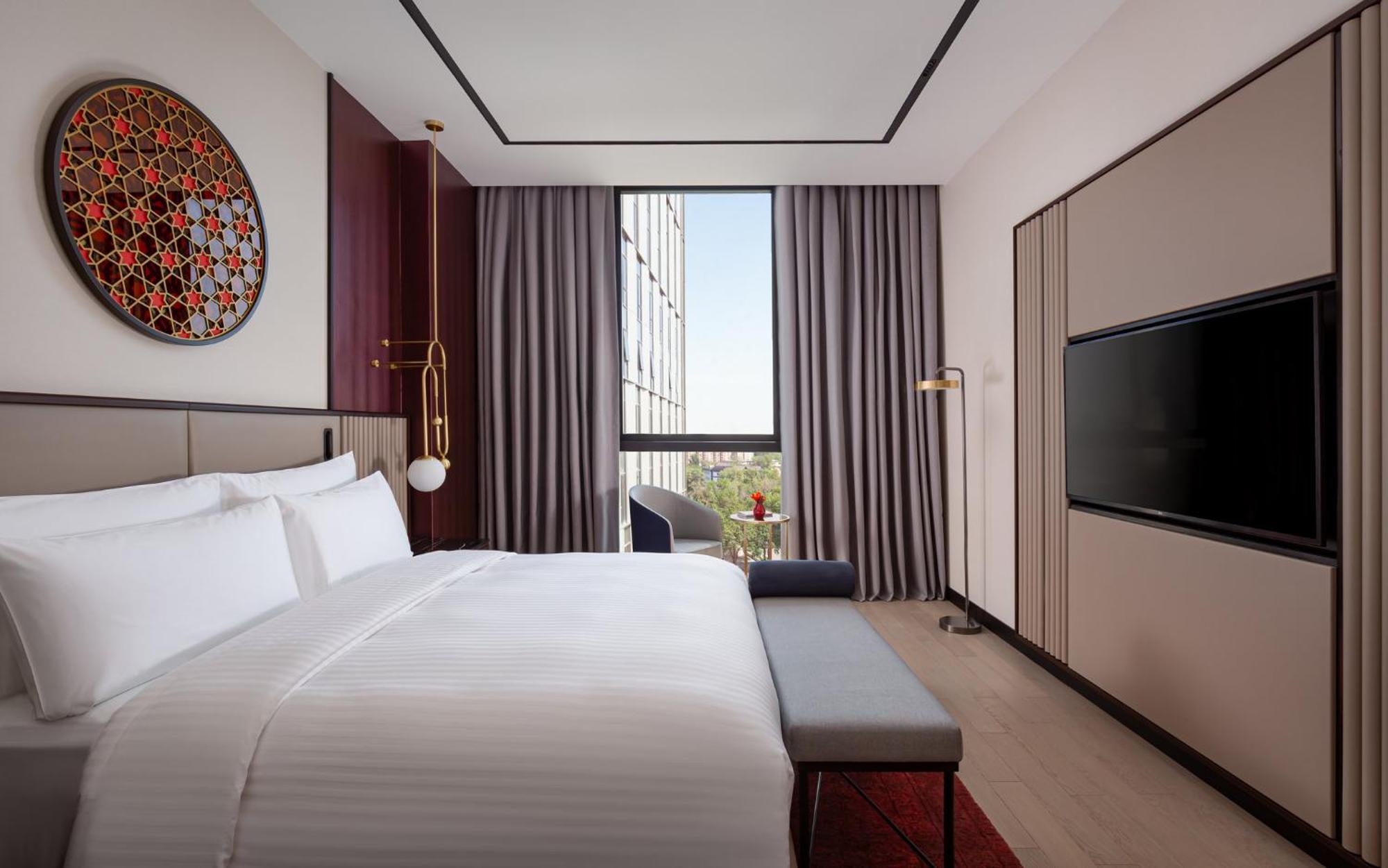 Intercontinental Tashkent By Ihg Hotel ภายนอก รูปภาพ