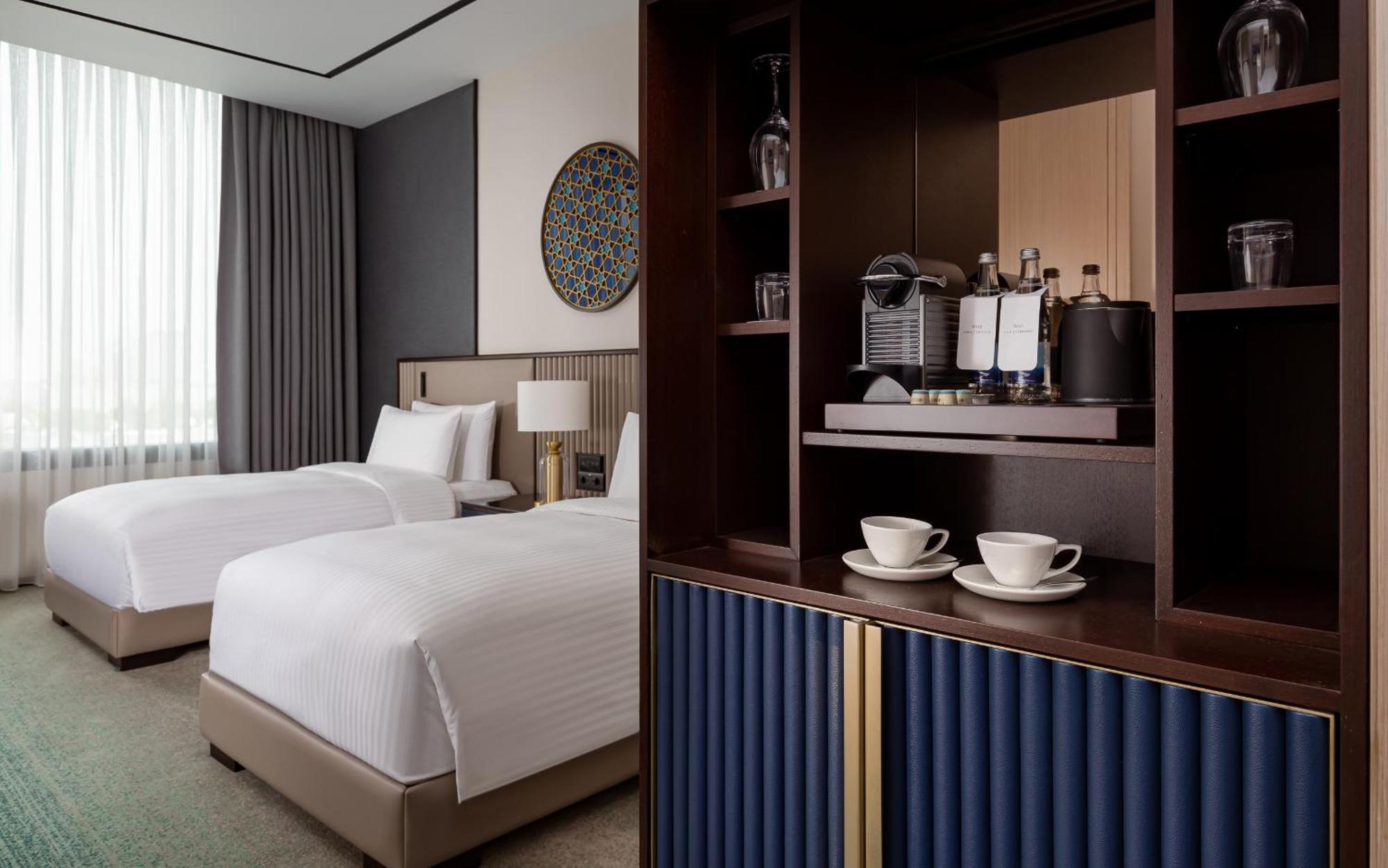 Intercontinental Tashkent By Ihg Hotel ภายนอก รูปภาพ