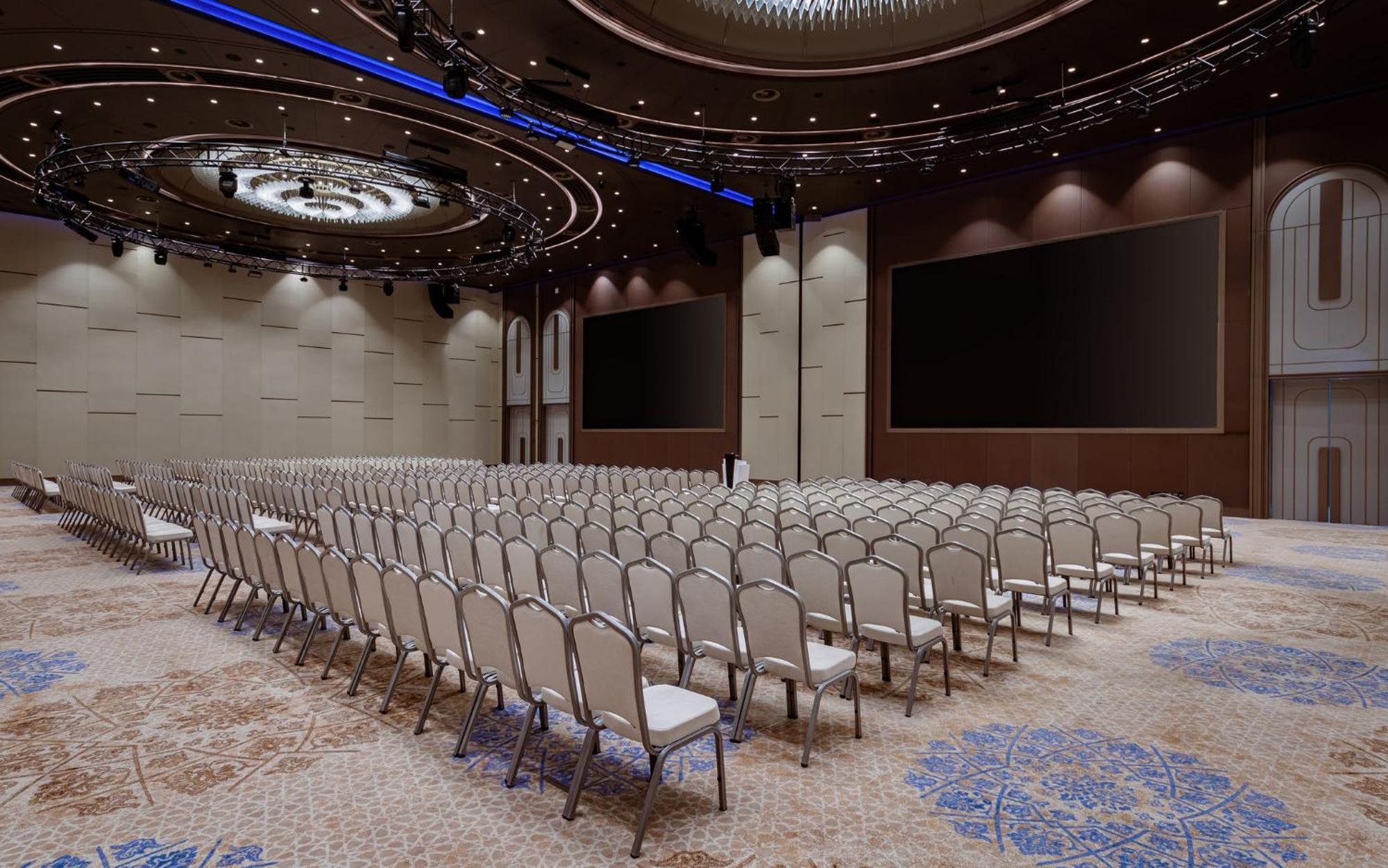 Intercontinental Tashkent By Ihg Hotel ภายนอก รูปภาพ