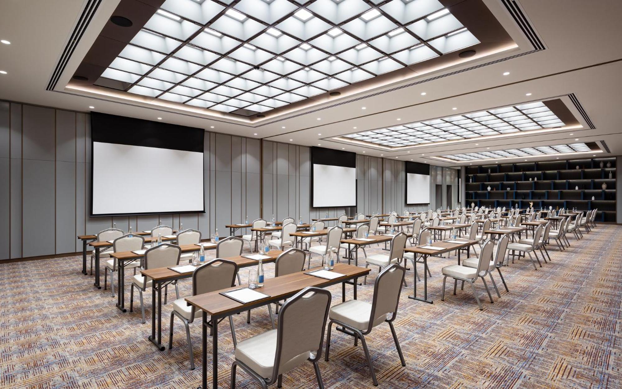 Intercontinental Tashkent By Ihg Hotel ภายนอก รูปภาพ